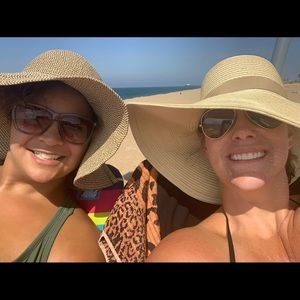 Meet your Posher, Dana